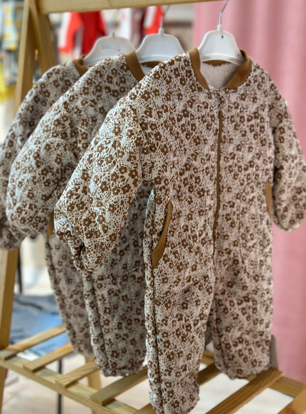 Kapitone Çiçekli Kozmonot Tulum