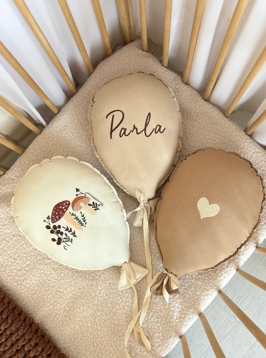 3' lü İsim Nakışlı Balon Yastık