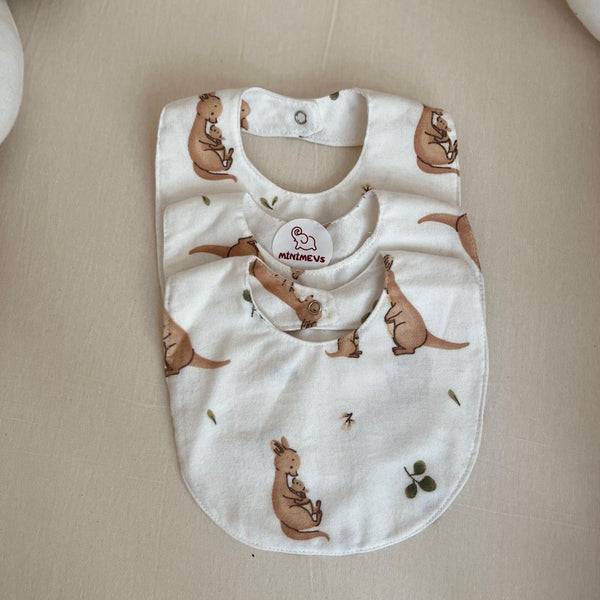 Kanguru Desenli 3'lü Önlük Seti