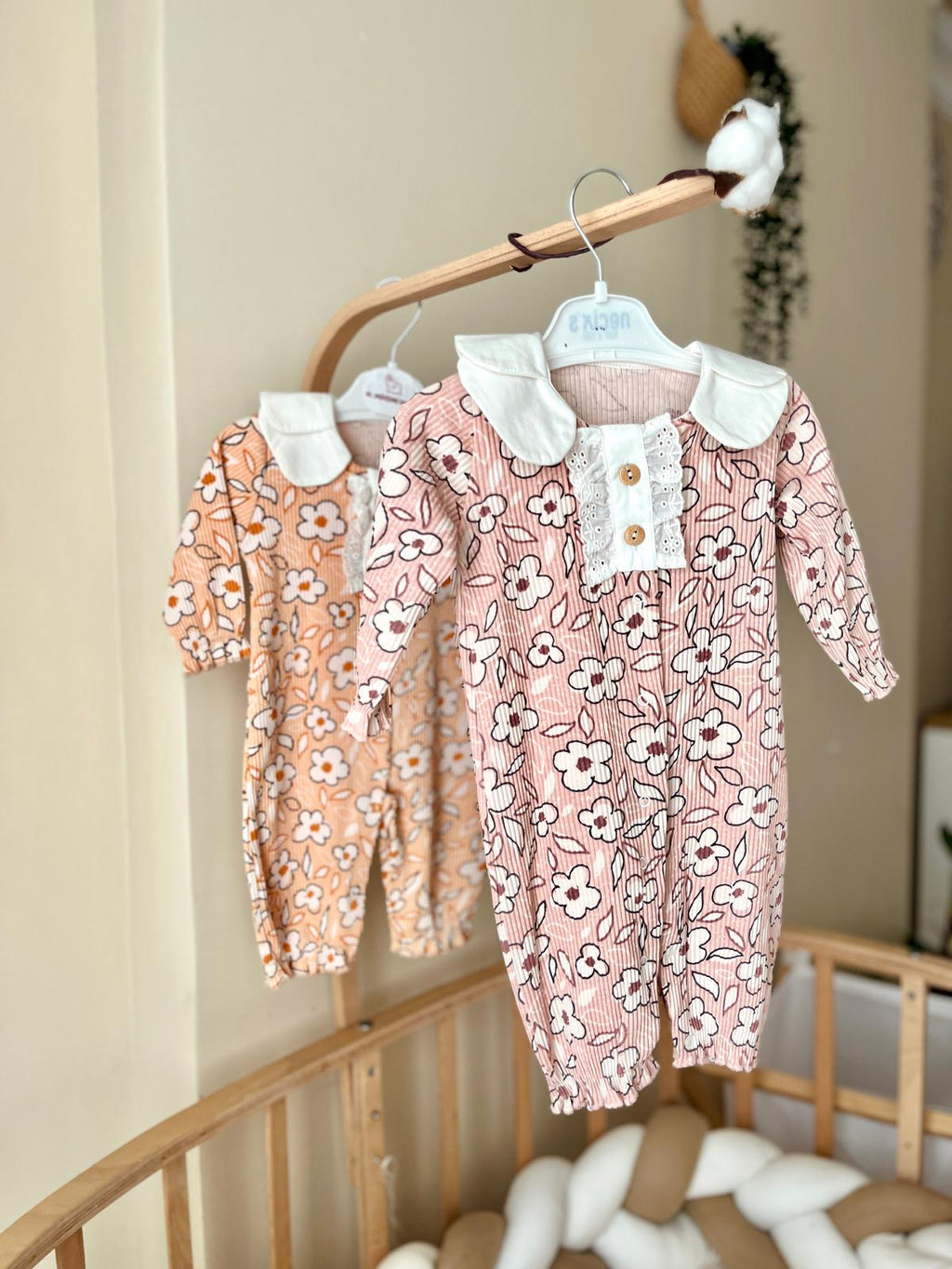 Fırfır Detaylı Eva Çiçekli Tulum