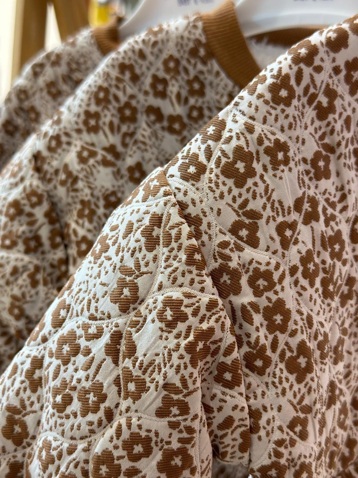 Kapitone Çiçekli Kozmonot Tulum