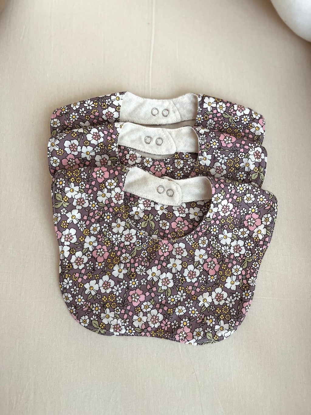 Çiçek Desenli Önlük